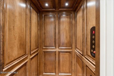 Welcome to ''Casa Di Buona Fortuna'' Architecturally Refined - photo 28