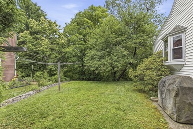 Nestled in Portland's Stroudwater neighborhood on a quiet - photo 31