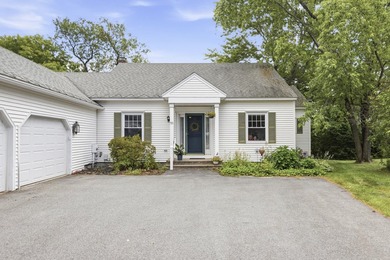 Nestled in Portland's Stroudwater neighborhood on a quiet - photo 33