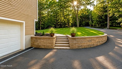 IMMACULATE, PRIDE IN OWNERSHIP, LIKE-NEW, ONE-LEVEL-LIVING 4 BR - photo 37