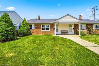 Just move in! This home is ready for you! Features a renovated - photo 1
