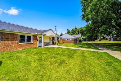Just move in! This home is ready for you! Features a renovated - photo 3