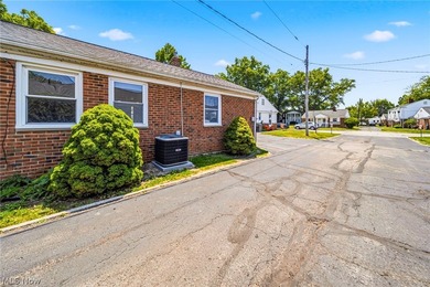 Just move in! This home is ready for you! Features a renovated - photo 8