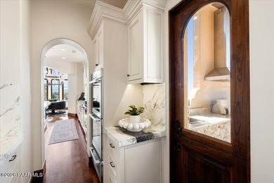 Welcome to ''Casa Di Buona Fortuna'' Architecturally Refined - photo 48