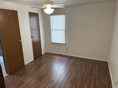Cute little two bedroom mobile home sitting on .76 acres in - photo 4