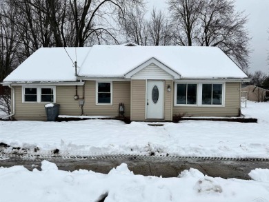 Ross Lake Home Sale Pending in Beaverton Michigan