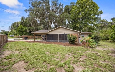 This beautifully maintained and updated home was completely - photo 28
