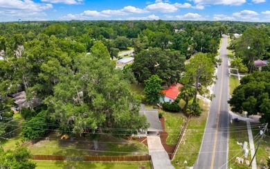 This beautifully maintained and updated home was completely - photo 35