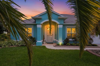 Tropical 4/2/2 pool home in desirable Southbend Lakes! This - photo 1