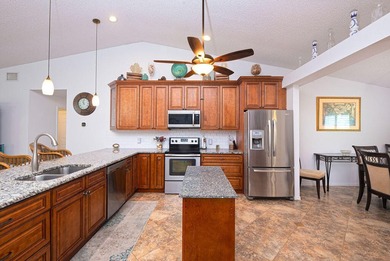 Tropical 4/2/2 pool home in desirable Southbend Lakes! This - photo 8