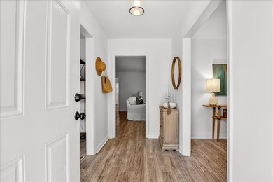 Beautifully updated 3-bedroom, 2-bath ranch offering over 2,000 - photo 11