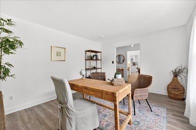 Beautifully updated 3-bedroom, 2-bath ranch offering over 2,000 - photo 13