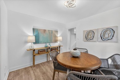 Beautifully updated 3-bedroom, 2-bath ranch offering over 2,000 - photo 14