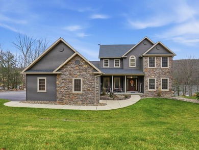 Macham Lake Home For Sale in Sayre Pennsylvania