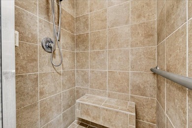 Beautifully updated 3-bedroom, 2-bath ranch offering over 2,000 - photo 41