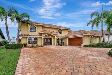 Brand New Tile Roof with warranty! New Kitchen, New Flooring - photo 50
