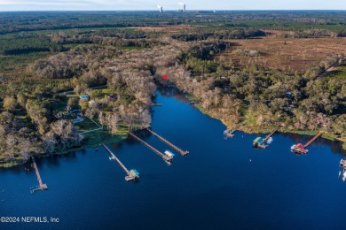 Lake Lot For Sale in Palatka, Florida