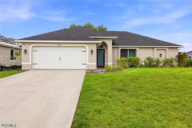 PRICE ADJUSTMENT! Welcome to this beautifully updated 3-bedroom - photo 2