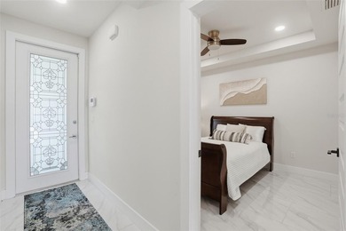 Experience LUXURY WATERFRONT LIVING in this stunning 2-bedroom - photo 8