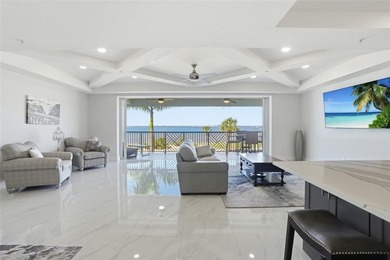 Experience LUXURY WATERFRONT LIVING in this stunning 2-bedroom - photo 10