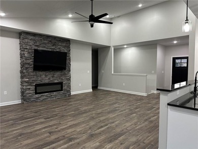 Welcome to this beautiful newly built 5 bedroom, 3 bath home - photo 3