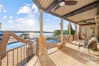 Spectacular sunsets and refined architectural details define - photo 13