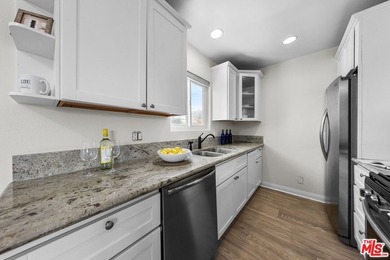 A rare and remarkable opportunity to own a fully vacant - photo 23