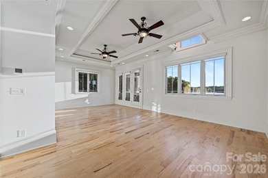 Spectacular sunsets and refined architectural details define - photo 25
