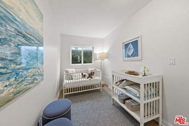 A rare and remarkable opportunity to own a fully vacant - photo 29