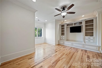 Spectacular sunsets and refined architectural details define - photo 33