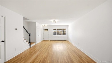 Brick, large single family recently renovated in move-in - photo 5