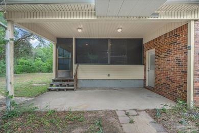 12 Acre Estate! Hidden behind beautiful mature oak trees and - photo 35