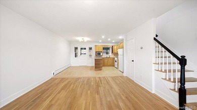 Brick, large single family recently renovated in move-in - photo 7