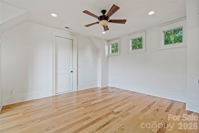 Spectacular sunsets and refined architectural details define - photo 38