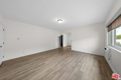 A rare and remarkable opportunity to own a fully vacant - photo 40
