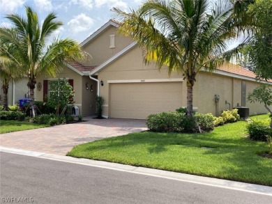 Lake Home For Sale in Fort Myers, Florida