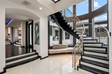There are homes that impress, and then there are estates that - photo 6