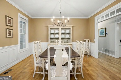 Beautiful, updated Cape Cod on Finished Basement in Lake Redwine - photo 5