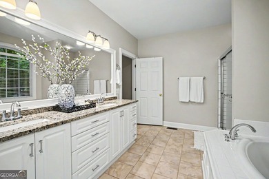 Beautiful, updated Cape Cod on Finished Basement in Lake Redwine - photo 10