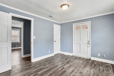 Don't miss your opportunity to own this beautifully updated home - photo 18