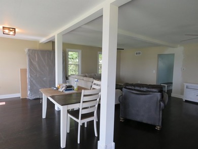 Beautifully remodeled 1 1/2 story home situated on 50 feet of - photo 7