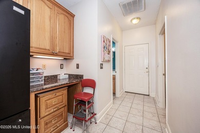 Looking for space, flexibility, and a neighborhood you'll love - photo 28