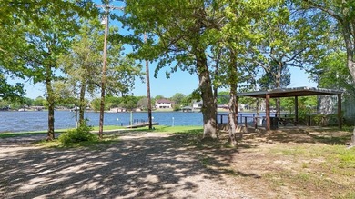 ***BACK ON THE MARKET, READY FOR A NEW BUYER*** Beautiful 2023