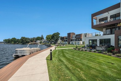 Stunning river views from every room is what you'll find in this - photo 35