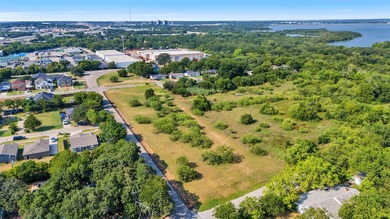 Prime Corner Lot with Multi-Family & Single-Family Zoning - - photo 3