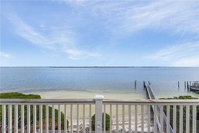 Located on the eastern shore of the reimagined and redeveloped - photo 10