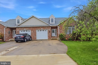Charming Villa in Locust Hill Golf Community - Charles Town, WV - photo 2