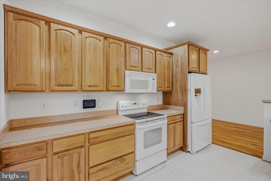 Charming Villa in Locust Hill Golf Community - Charles Town, WV - photo 6