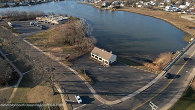 Attention builders and investors: Riverfront property is very - photo 21