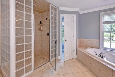 Beautifully situated at the end of a cul-de-sac in the desirable - photo 25